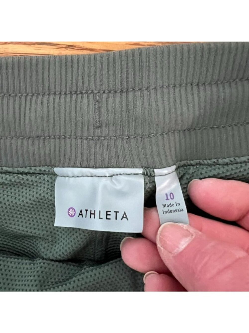 Vtg Athleta Trekkie Skort Olive Green 10 Cargo Zip Pockets Gorpcore Athleisure - Picture 5 of 10